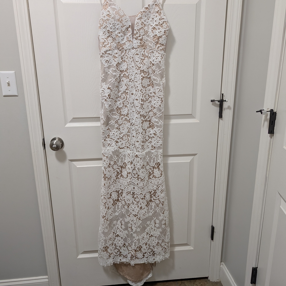 Fashion Nova White and Cream Sleeveless V-Neck Gown